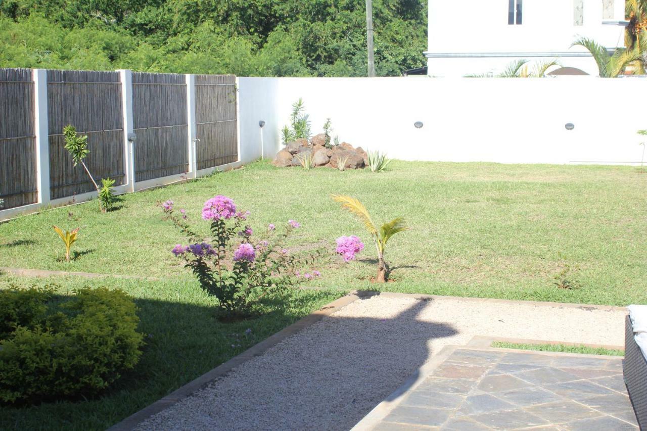 Villa Kayana Flic en Flac Exterior photo